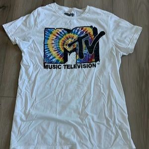 MTV shirt